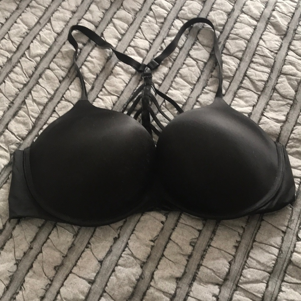 racer back 38 c Victoria’s Secret Bombshell bra